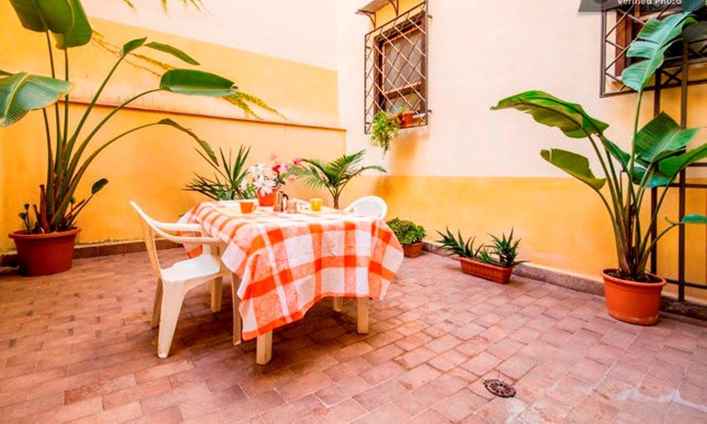 Casa Cagliostro Palermo Apartment Bilik gambar